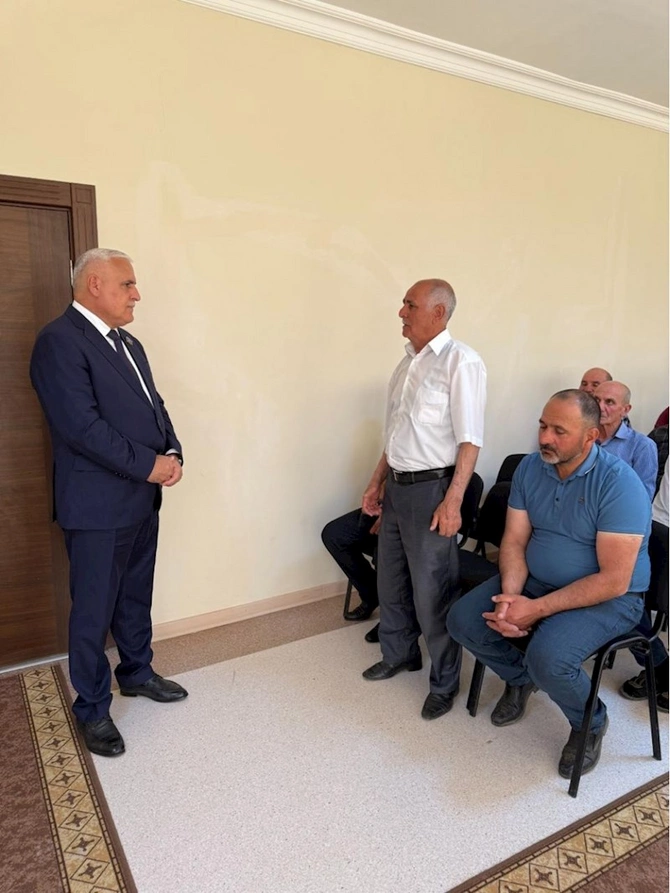 Milli Məclisin deputatı Vüqar Rəhimzadə Culfada seçiciləri ilə növbəti görüşünü keçirib — FOTOLAR