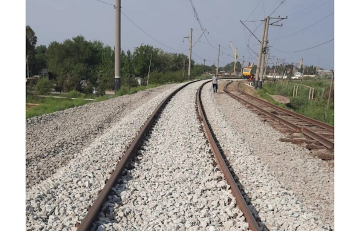 Şirvanda yük qatarlarının hərəkəti bərpa olunub