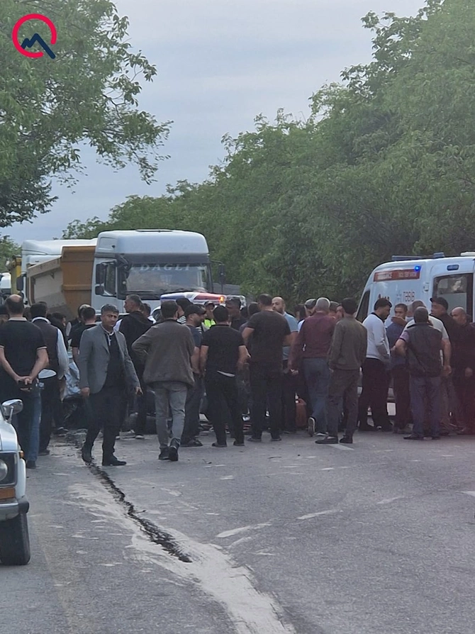 Bakı-Quba yolunda ağır qəza — Ölənlər var