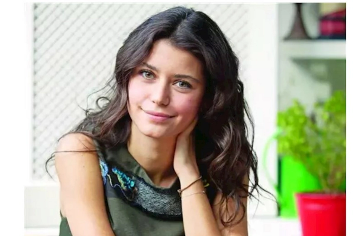 Beren Saat onu məşhurlaşdıran serialdan sonra niyə depressiyaya düşdü? — Şöhrətin arxasındakı sirr