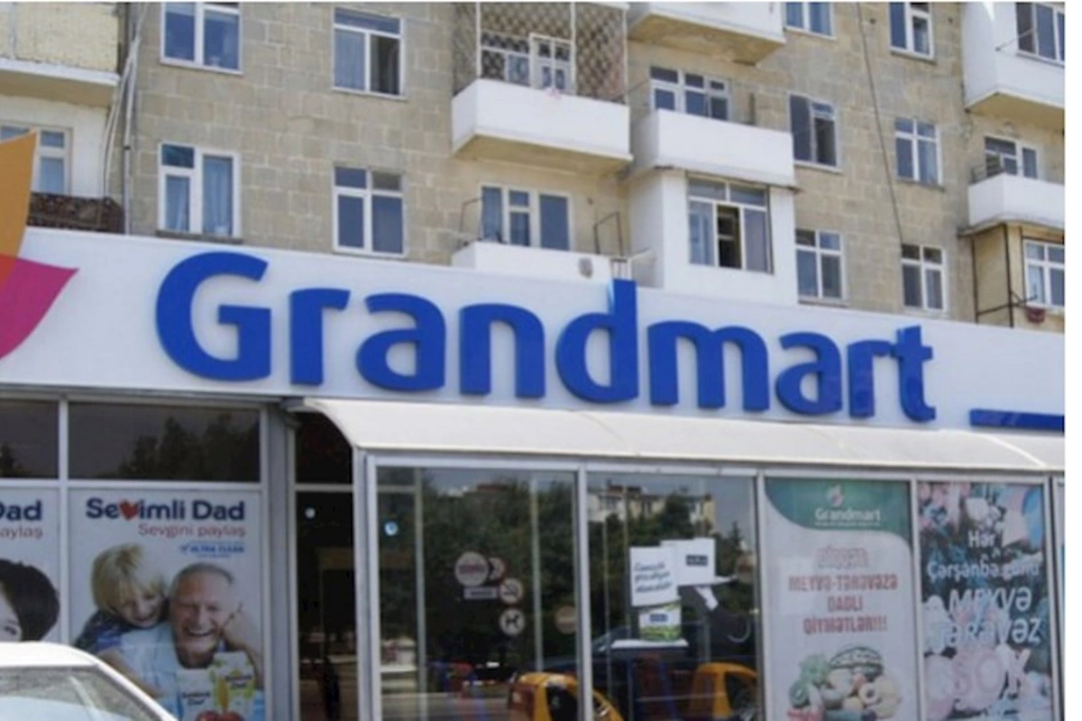 Bakıda Grandmart işçiləri arasında dava: Müdir işçini ürəyindən bıçaqladı