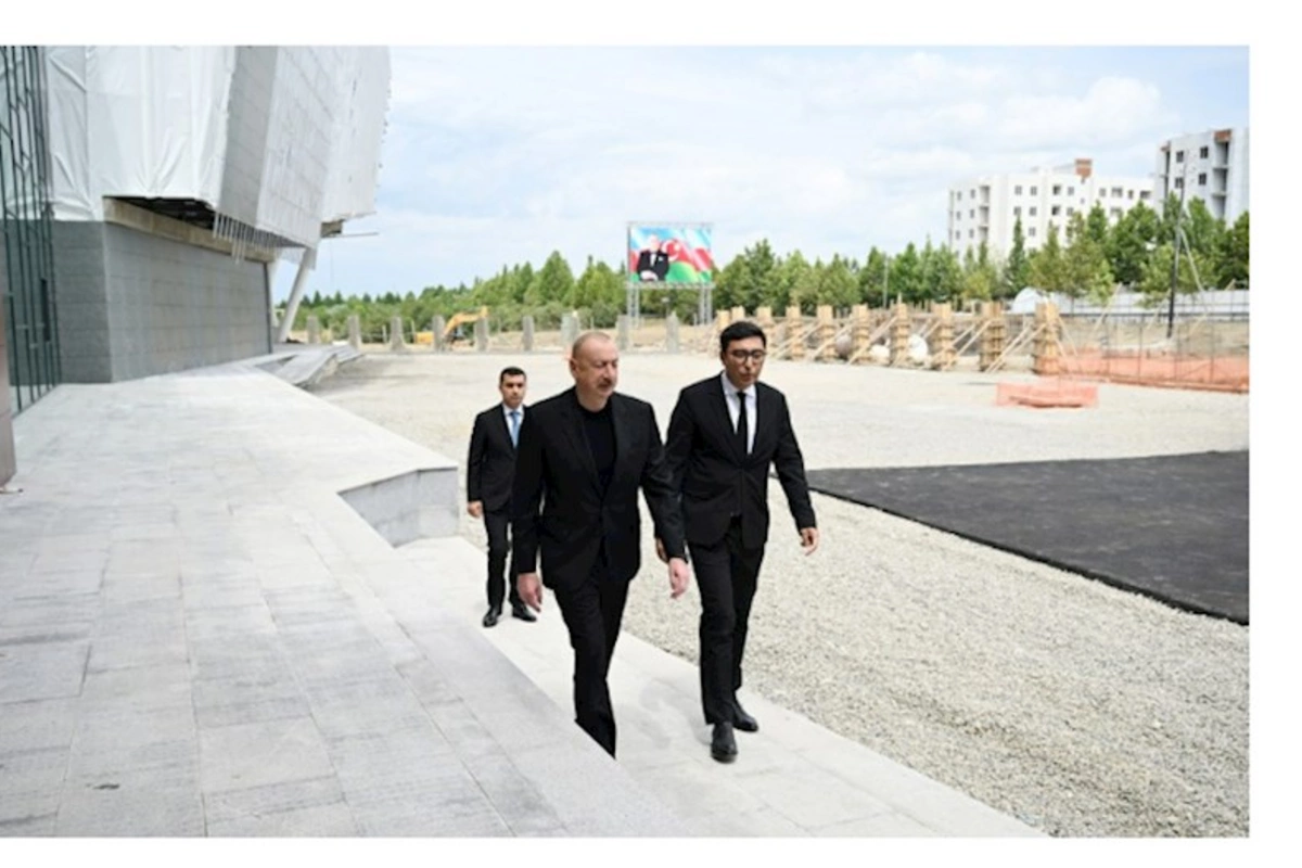 İlham Əliyev Yevlax Olimpiya İdman Kompleksində görülmüş işlərlə tanış olub — YENİLƏNİB