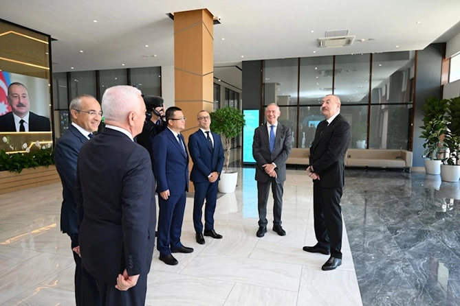 Prezident “8 Noyabr” Elektrik Stansiyasının açılışında — FOTOLAR (YENİLƏNİB)