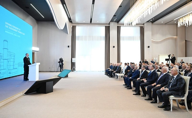 Prezident “8 Noyabr” Elektrik Stansiyasının açılışında — FOTOLAR (YENİLƏNİB)