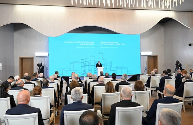 Prezident “8 Noyabr” Elektrik Stansiyasının açılışında — FOTOLAR (YENİLƏNİB)
