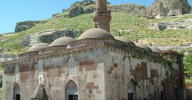 Tarixlə təbiətin qovuşduğu anadolu incisi Bitlis — FOTOLAR Tarixlə təbiətin qovuşduğu anadolu incisi Bitlis — FOTOLAR