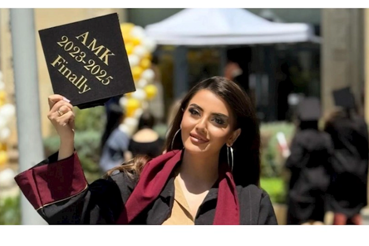 Azərbaycanlı müğənni məzun oldu — FOTO