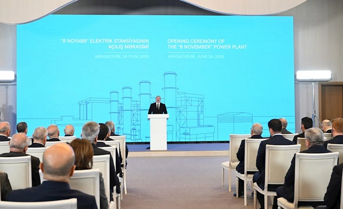 Prezident “8 Noyabr” Elektrik Stansiyasının açılışında — FOTOLAR (YENİLƏNİB)