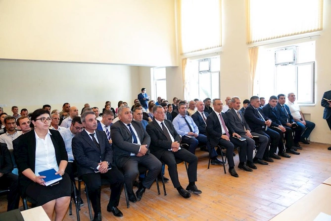 İcra başçısı sakinlərin problemlərini dinlədi — FOTOLAR