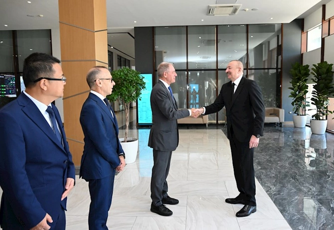 Prezident “8 Noyabr” Elektrik Stansiyasının açılışında — FOTOLAR (YENİLƏNİB)
