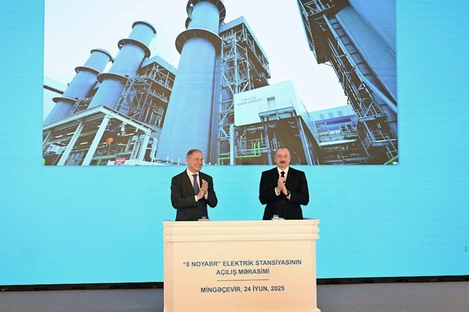 Prezident “8 Noyabr” Elektrik Stansiyasının açılışında — FOTOLAR (YENİLƏNİB)