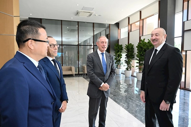 Prezident “8 Noyabr” Elektrik Stansiyasının açılışında — FOTOLAR (YENİLƏNİB)