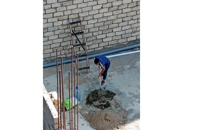 Yasamalda qanunsuz tikinti davam edir — RƏSMİLƏR SUSUR (FOTOFAKT)