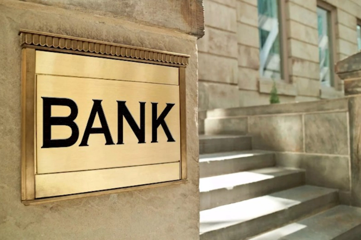 Azərbaycanda bankların gəlirləri niyə azalıb? — AÇIQLAMA