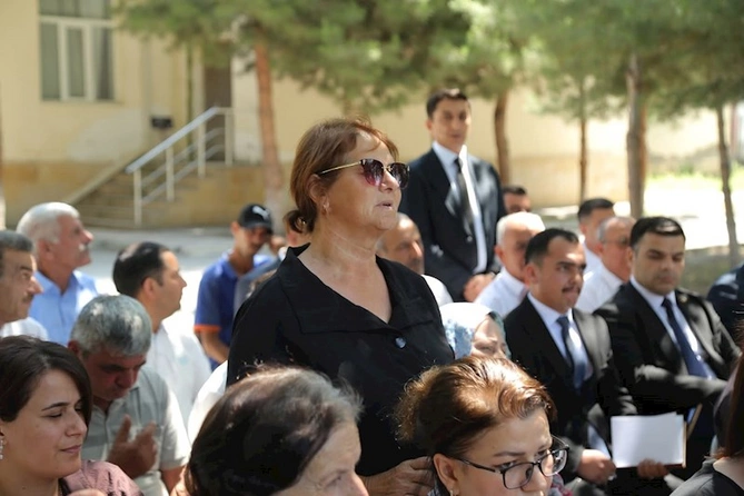 Hacıqabulun Ağacanlı kəndində səyyar qəbul-görüş keçirildi — FOTOLAR Hacıqabulun Ağacanlı kəndində səyyar qəbul-görüş keçirildi — FOTOLAR
