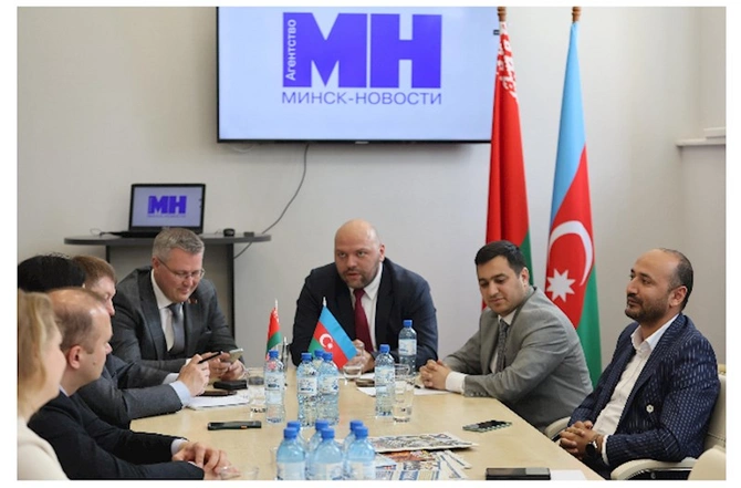 Minskdə mühüm konfrans: Azərbaycan və Belarus jurnalistləri bir araya gəldi — FOTOLAR