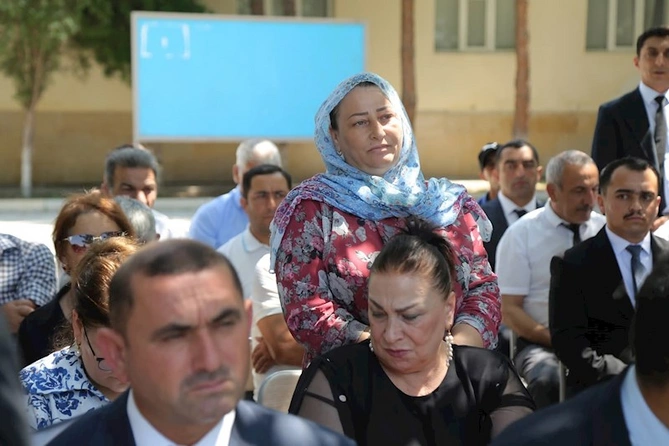 Hacıqabulun Ağacanlı kəndində səyyar qəbul-görüş keçirildi — FOTOLAR Hacıqabulun Ağacanlı kəndində səyyar qəbul-görüş keçirildi — FOTOLAR