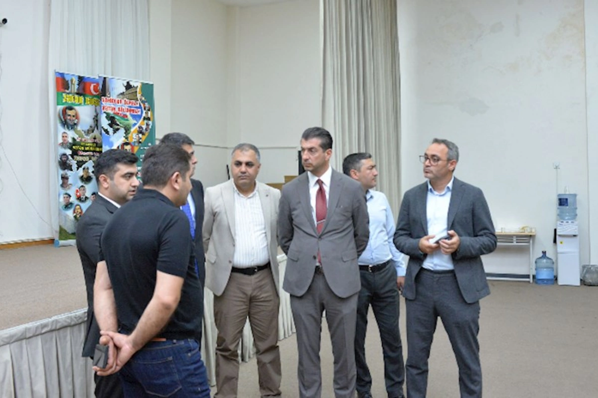 Media qurumlarının rəhbərləri və influenserlər sertifikatlaşdırma imtahanını izləyiblər — FOTOLAR