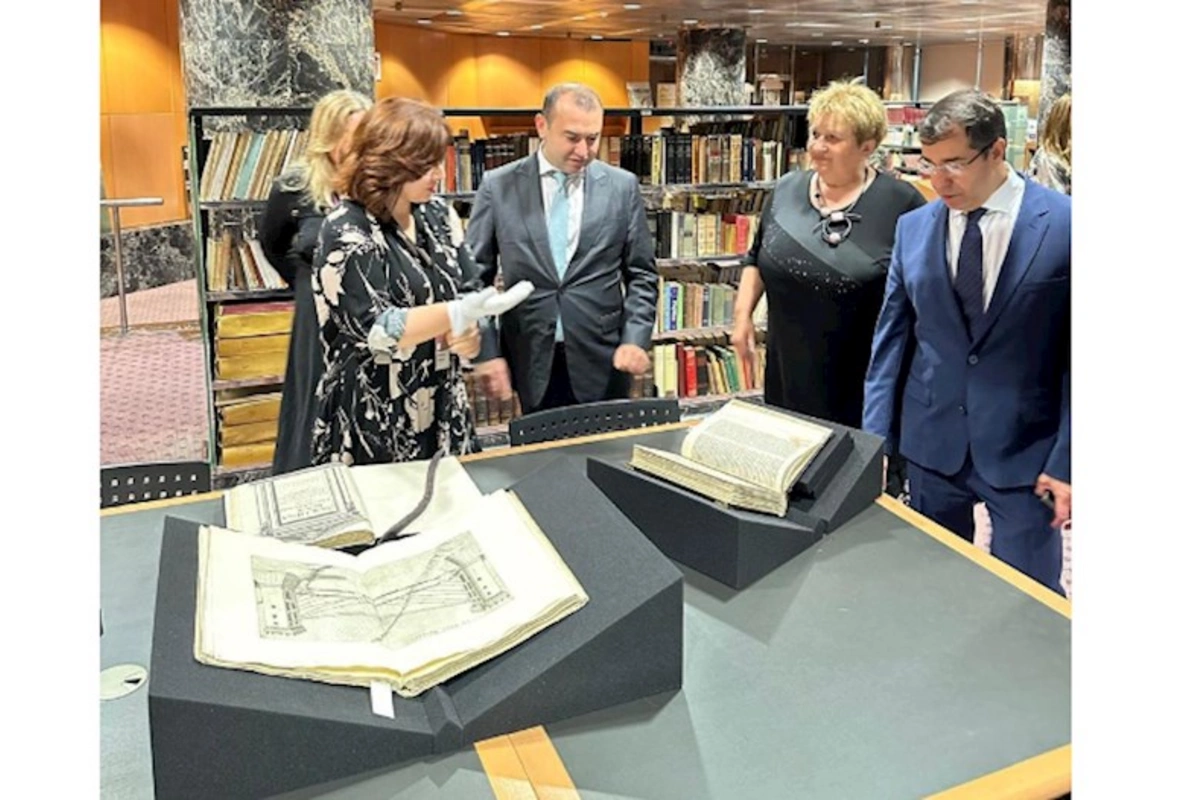 Mədəniyyət Nazirliyinin nümayəndə heyəti Zaqreb Milli və Universitet Kitabxanasını ziyarət edib — FOTOLAR