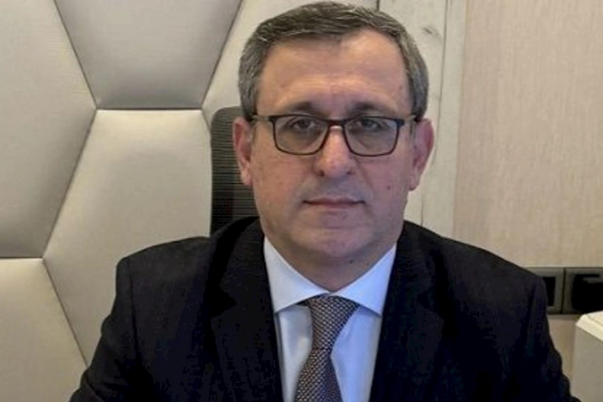 Bir türbə, bir ruh, bir millət: Seyid Yəhya Bakuvi və daxili ədəbiyyatımız — Adəm İsmayil Bakuvi