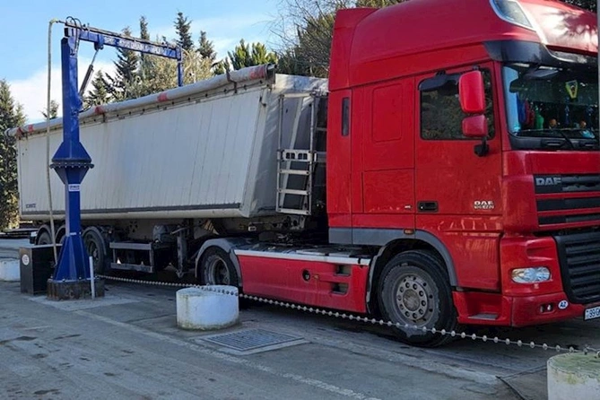 Hacıqabul Quşçuluq Şirkəti: Qərəzli kampaniyalara qarşı hüquqi tədbirlər görüləcək — VİDEO Hacıqabul Quşçuluq Şirkəti: Qərəzli kampaniyalara qarşı hüquqi tədbirlər görüləcək — VİDEO
