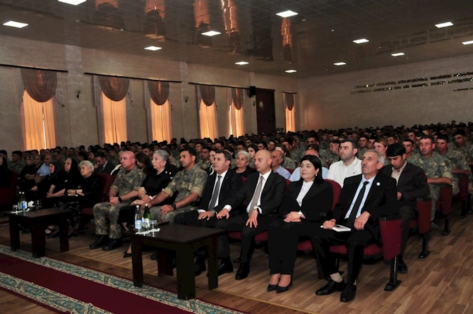 Abşeronda “26 iyun — Azərbaycan Respublikası Silahlı Qüvvələr Günü”nə həsr olunmuş tədbir keçirilib (FOTOLAR)