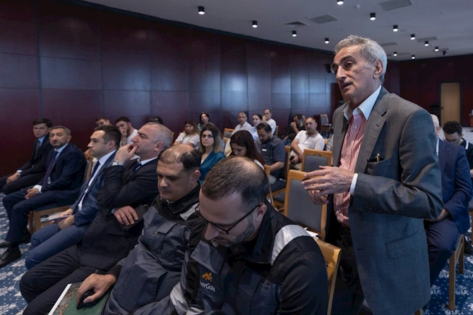 “AzerGold” QSC və Medianın İnkişafı Agentliyi jurnalistlər üçün növbəti təlim və mediatur təşkil edib