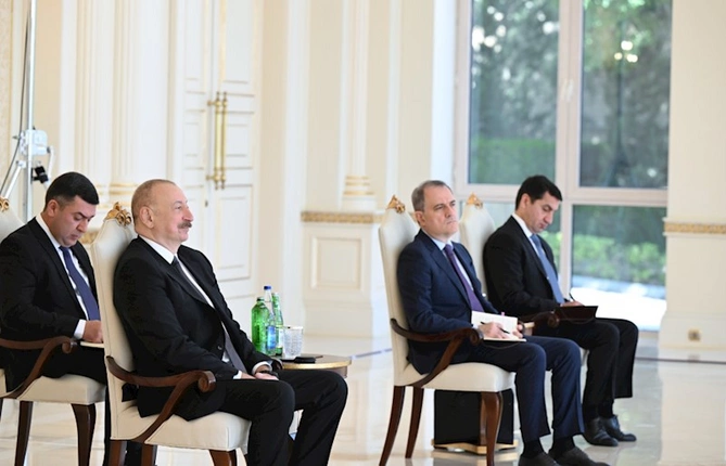 Prezident İranın yeni səfirinin etimadnaməsini qəbul etdi — FOTOLAR