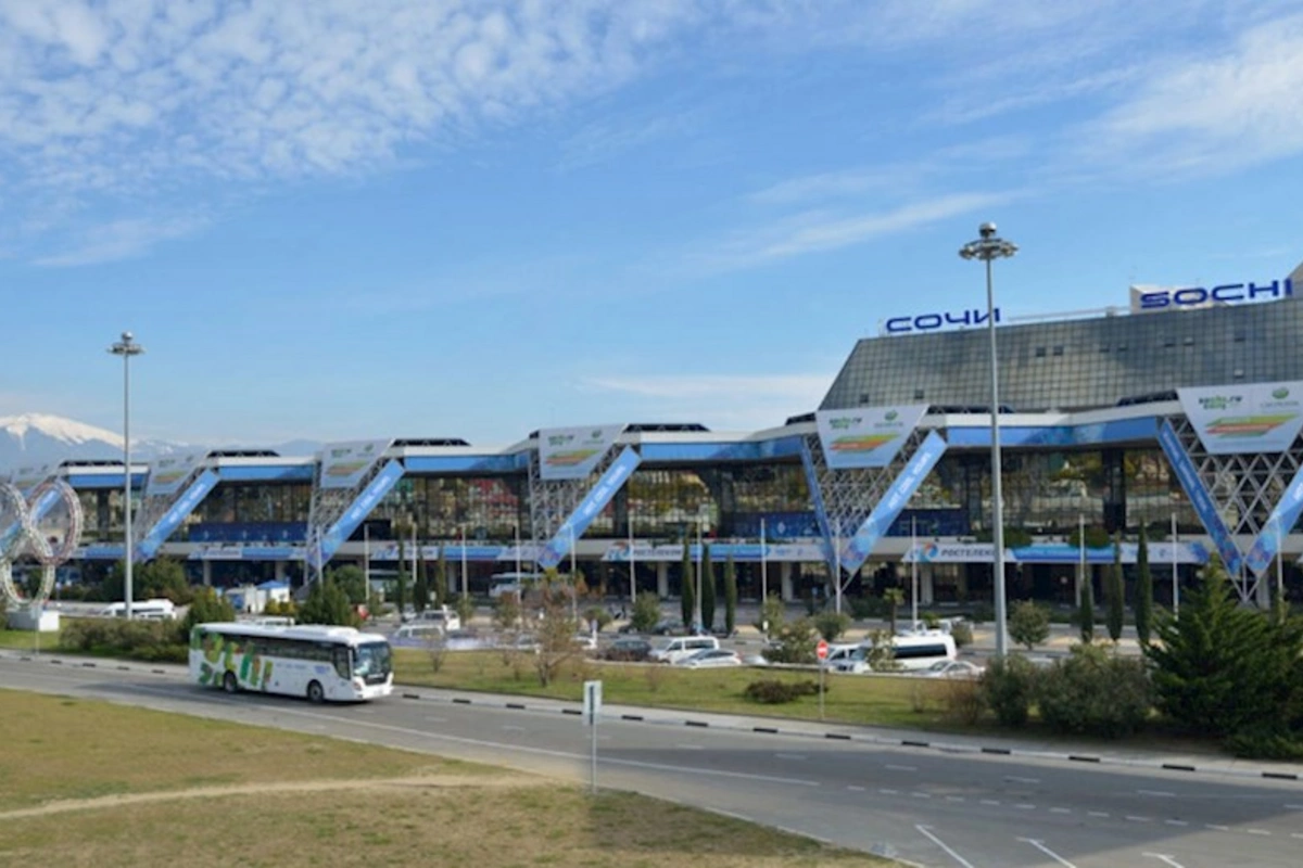 Rusiyada hava limanında iki təyyarə toqquşub