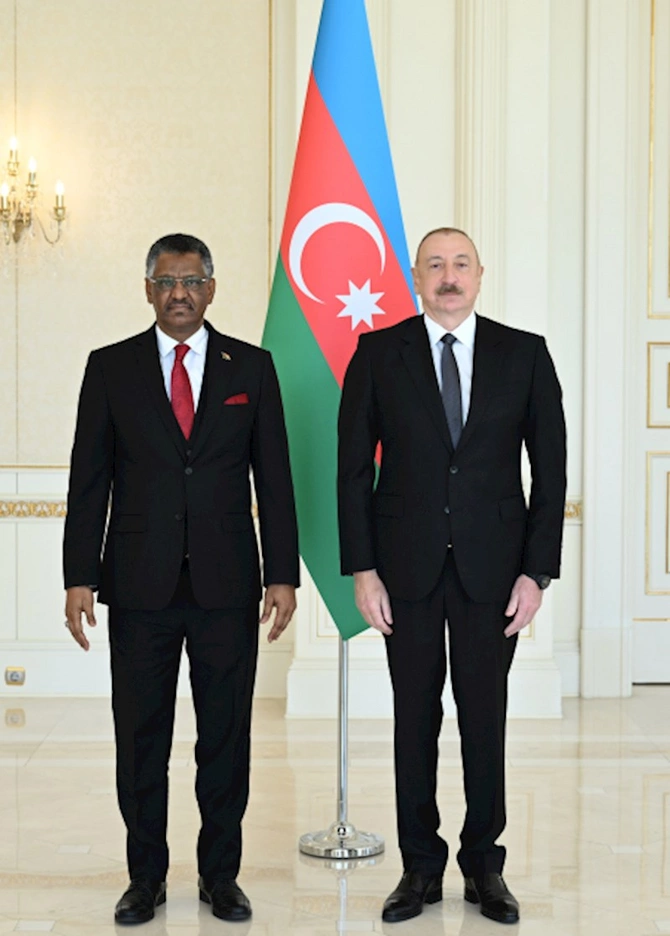 İlham Əliyev daha bir səfirin etimadnaməsini qəbul etdi — FOTOLAR