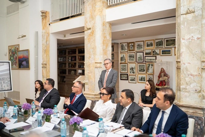 Vyanada Azərbaycanın xaricdəki mədəniyyət mərkəzlərinin yarımillik hesabat toplantısı keçirilib — FOTOLAR