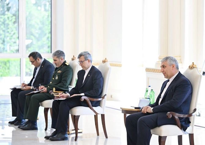 Prezident İranın yeni səfirinin etimadnaməsini qəbul etdi — FOTOLAR