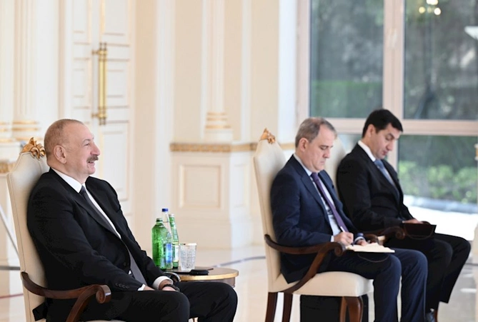 İlham Əliyev daha bir səfirin etimadnaməsini qəbul etdi — FOTOLAR