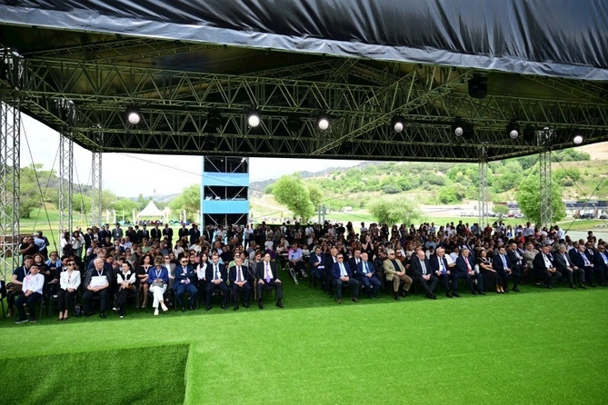 “MDB-nin mədəniyyət paytaxtı ili çərçivəsində Laçında qala konsert olub — FOTOLAR “MDB-nin mədəniyyət paytaxtı ili çərçivəsində Laçında qala konsert olub — FOTOLAR