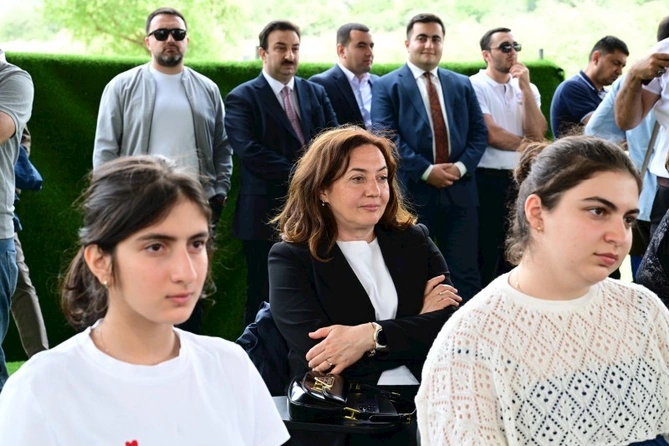 “MDB-nin mədəniyyət paytaxtı ili çərçivəsində Laçında qala konsert olub — FOTOLAR “MDB-nin mədəniyyət paytaxtı ili çərçivəsində Laçında qala konsert olub — FOTOLAR