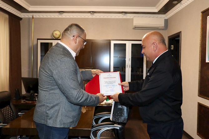Azəriqaz İB yanında İctimai Şuranın nümayəndələri Qarabağ RQİİ-də görülən işlərlə tanış olublar — FOTOLAR Azəriqaz İB yanında İctimai Şuranın nümayəndələri Qarabağ RQİİ-də görülən işlərlə tanış olublar — FOTOLAR