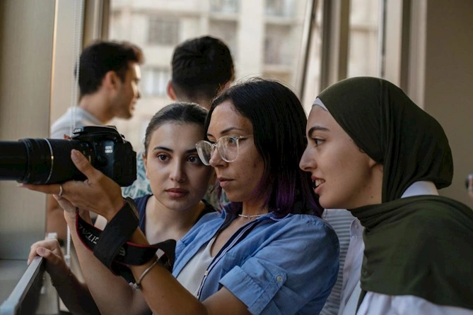 Gənclərə fotoqrafiya üzrə təlim kursu keçirilir — FOTOLAR