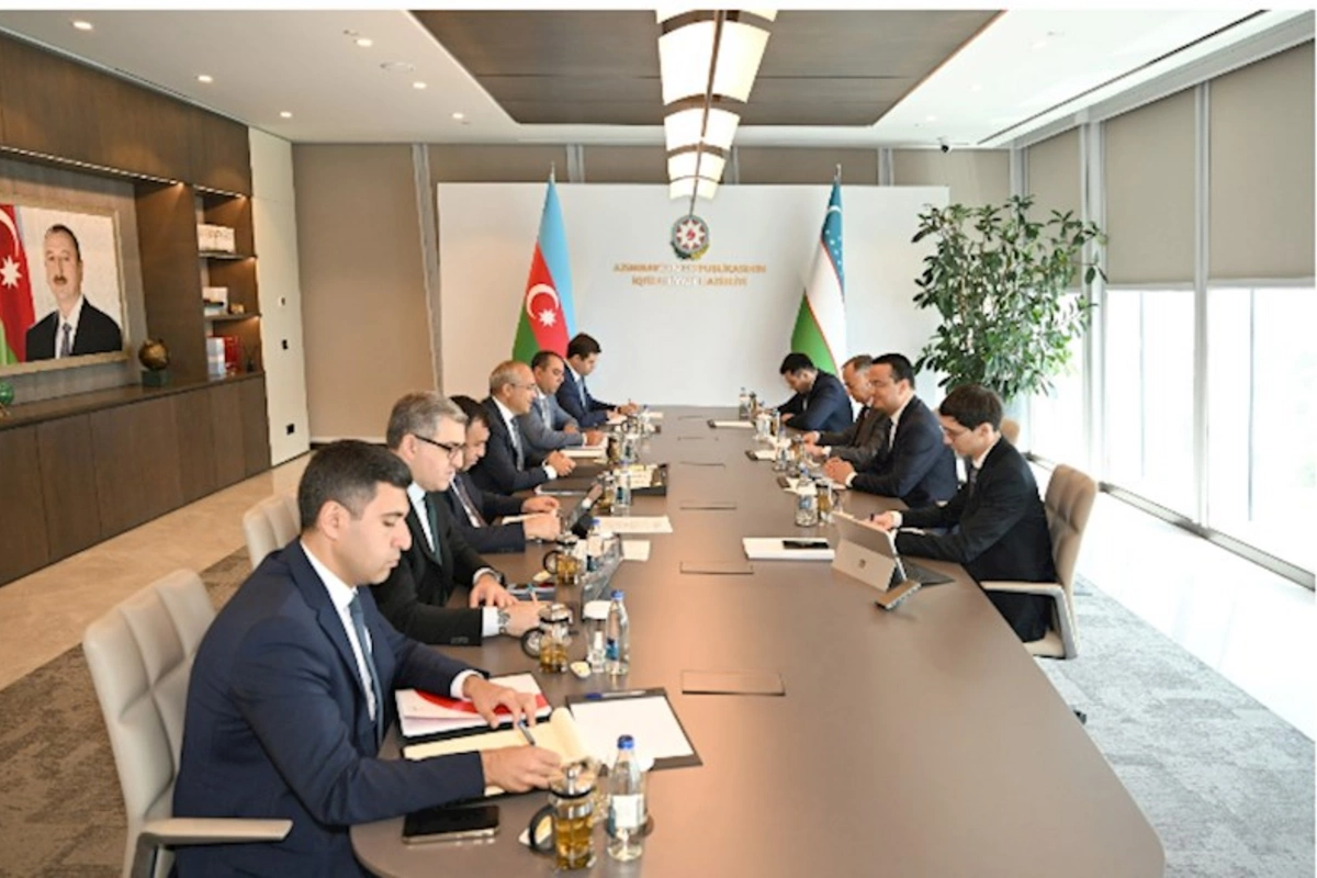 İqtisadiyyat Nazirliyində Özbəkistanın investisiyalar, sənaye və ticarət naziri ilə görüş keçirilib — FOTOLAR