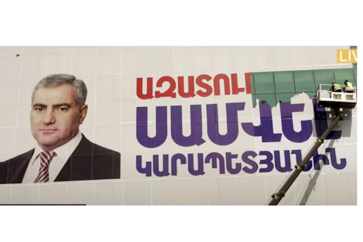Paşinyana qarşı çıxan siyasətçilərin reklam lövhələri sökülür