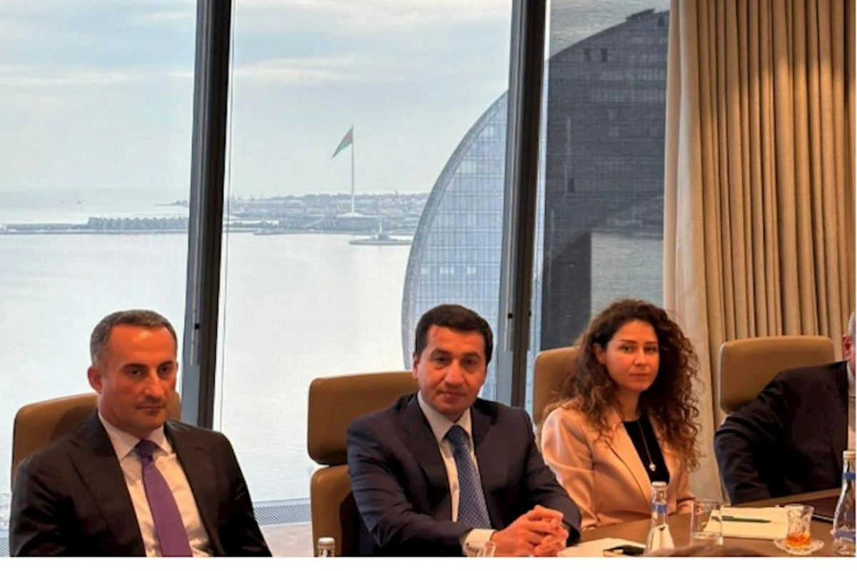 Hikmət Hacıyev bu ölkələrin nümayəndələri ilə GÖRÜŞDÜ