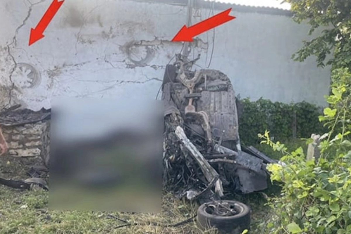 Dörd nəfərin öldüyü BMW — FOTOLAR