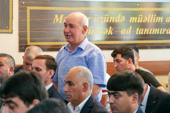 İcra başçısı sakinlərin problemlərini dinlədi — FOTOLAR