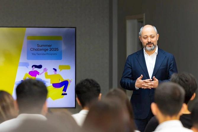 Yelo Bank-ın yay təcrübə proqramı — “Summer Challenge” başladı! (FOTOLAR)