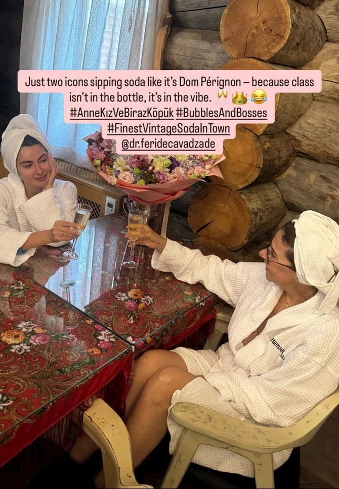 Nəsrin anası ilə şokolad vannası qəbul etdi — FOTOLAR