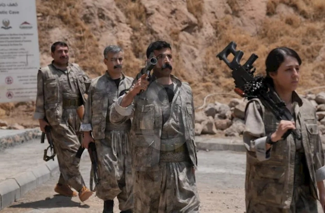 PKK tərksilah olunur, silahları yandırırlar — FOTOLAR