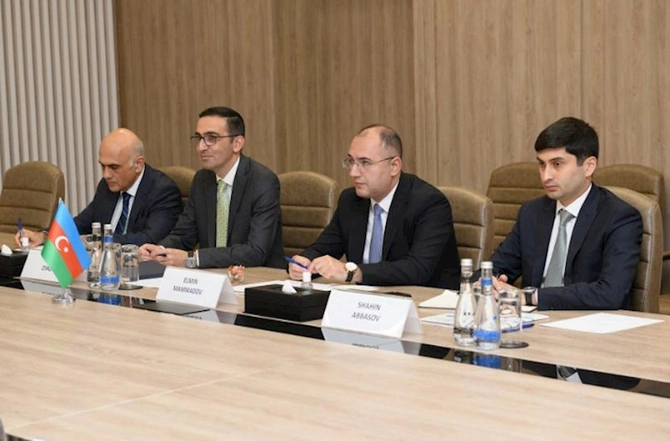Azərbaycan və Çinin Mülki Aviasiya qurumları arasında sənəd imzalanıb — FOTOLAR Azərbaycan və Çinin Mülki Aviasiya qurumları arasında sənəd imzalanıb — FOTOLAR