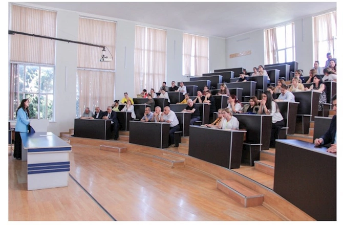 AKTA yeni tədris vəsaitləri hazırlayıb və universitetlərdə 500 nəfərdən çox tələbəyə təlimlər keçib — FOTOLAR