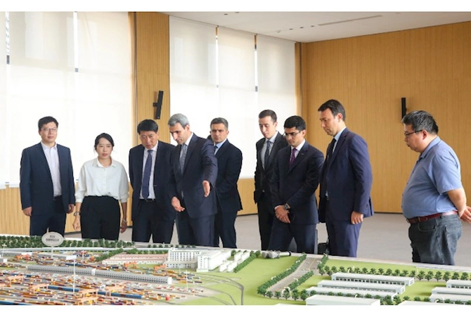 “Azərbaycan Dəmir Yolları” və Çin şirkəti Anlaşma Memorandumu imzalayıblar — FOTOLAR