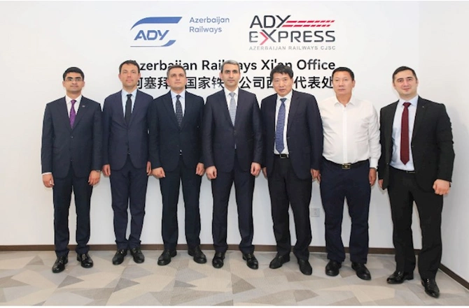 “Azərbaycan Dəmir Yolları” və Çin şirkəti Anlaşma Memorandumu imzalayıblar — FOTOLAR