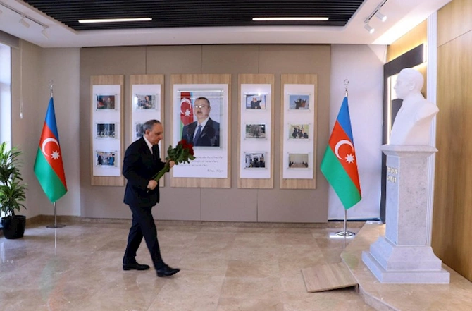 Baş prokuror vətəndaş qəbulu keçirdi — FOTOLAR